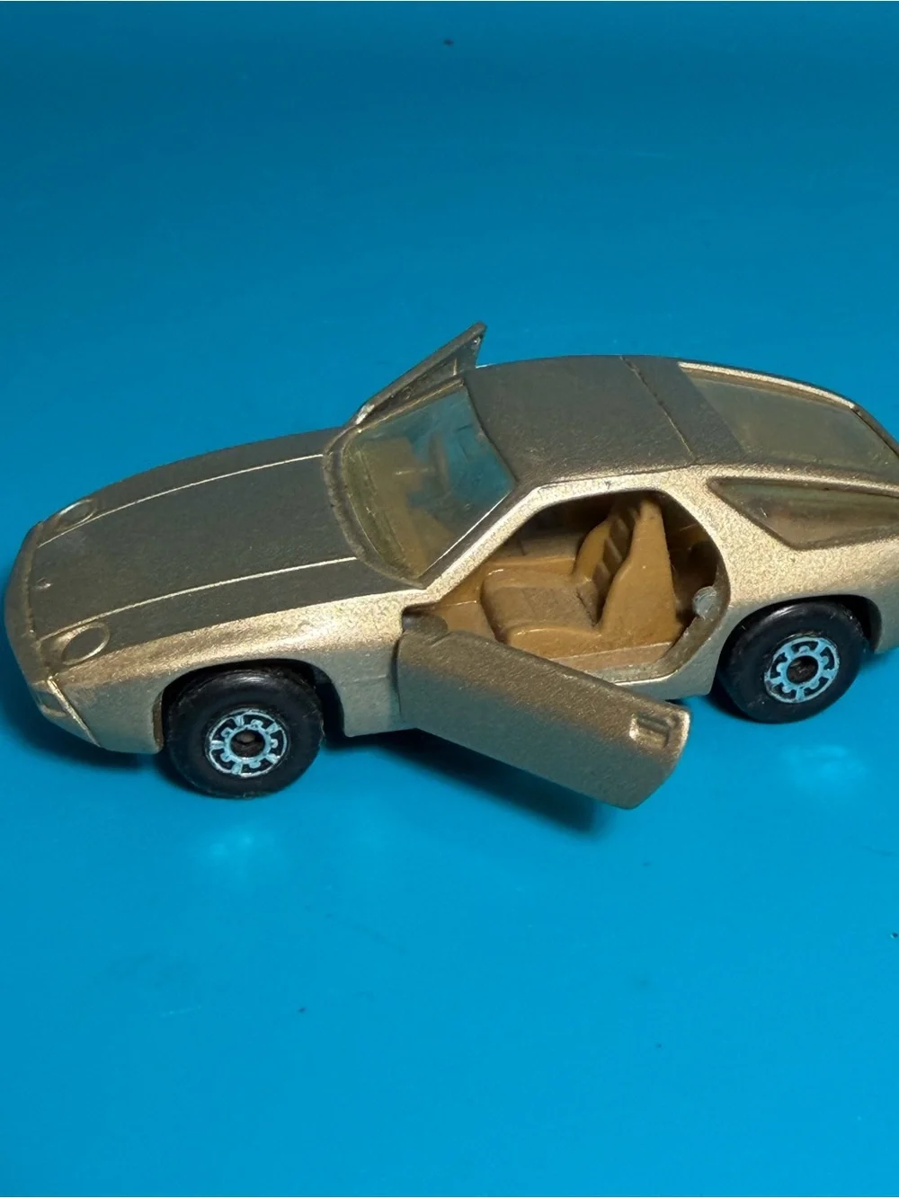 Vintage Matchbox Superfast No 59 Porsche 928 Tan Interior Amber Glass 1979